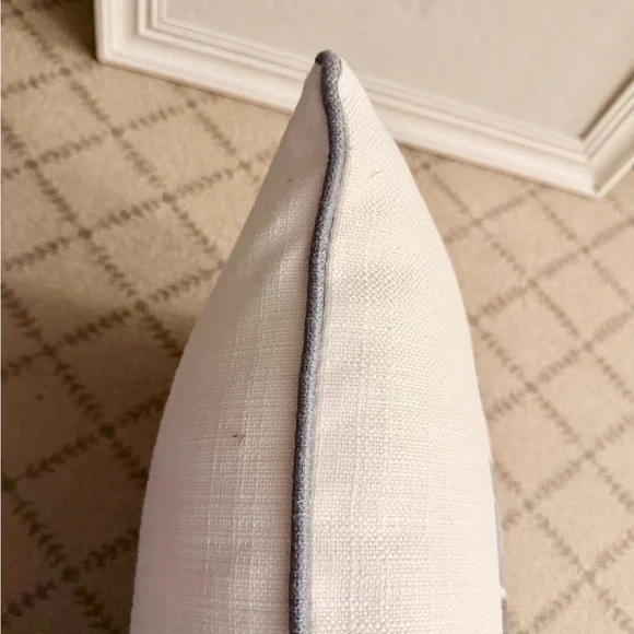 Fairfield rectangular stuffed bed couch pillow cushion NWOT - Picture 7 of 9